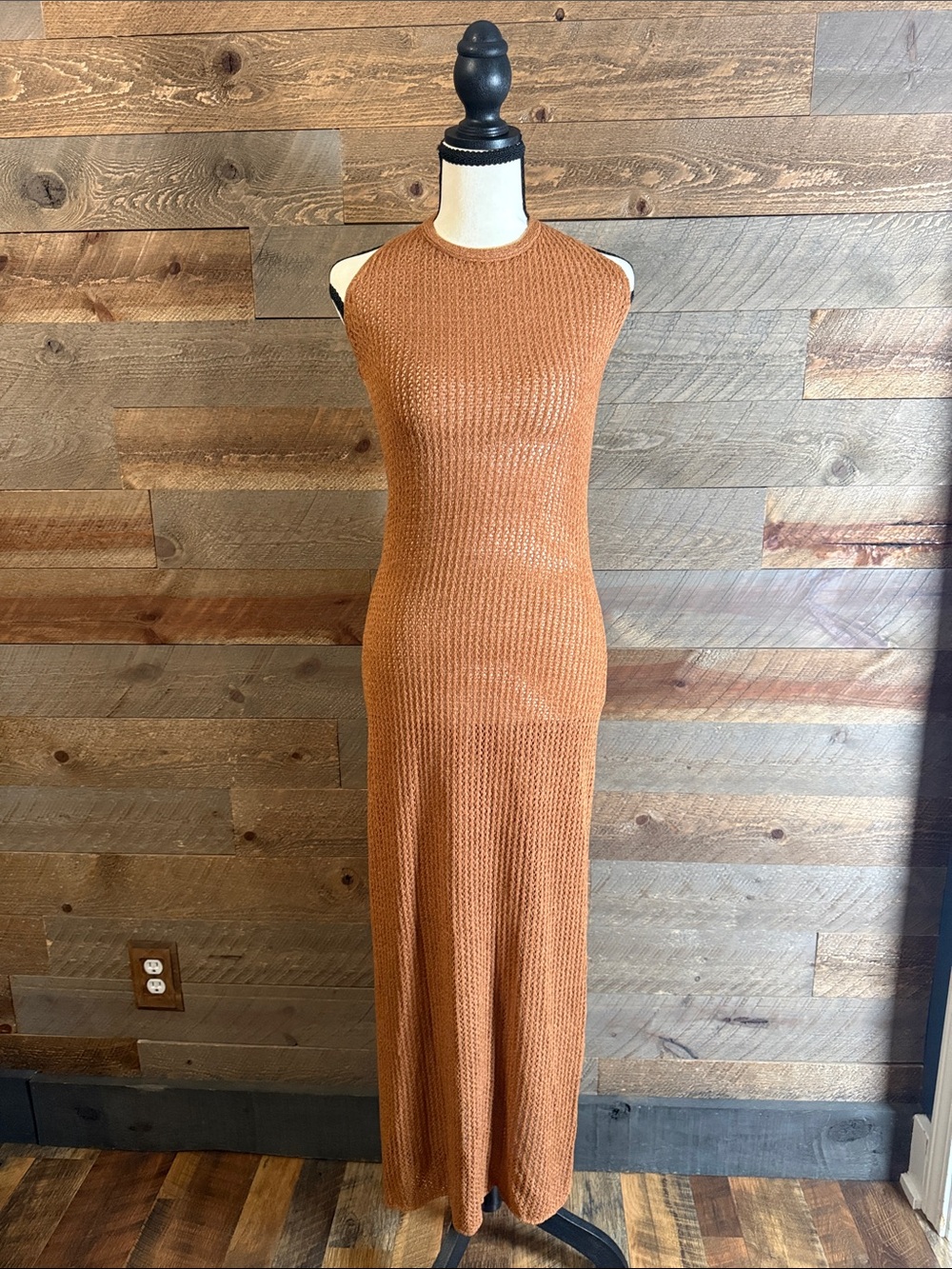 Melrose With Love Open Back Crochet Knit Maxi Dress – NWT Large